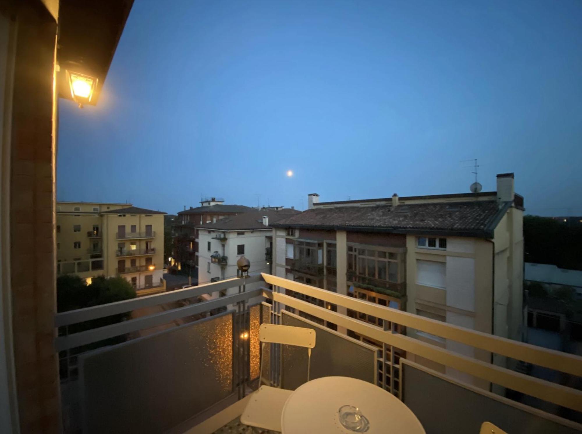 Verona 21 Apartment ภายนอก รูปภาพ